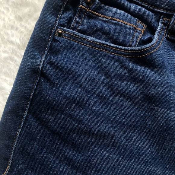 Garage Dark Wash Skinny Jeans - Picture 5 of 7